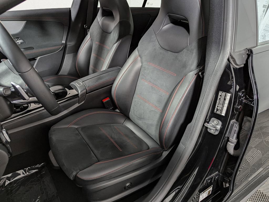 Used 2023 Mercedes-Benz CLA 250 4MATIC image 18