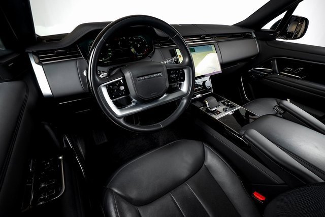 Used 2023 Land Rover Range Rover SE image 28