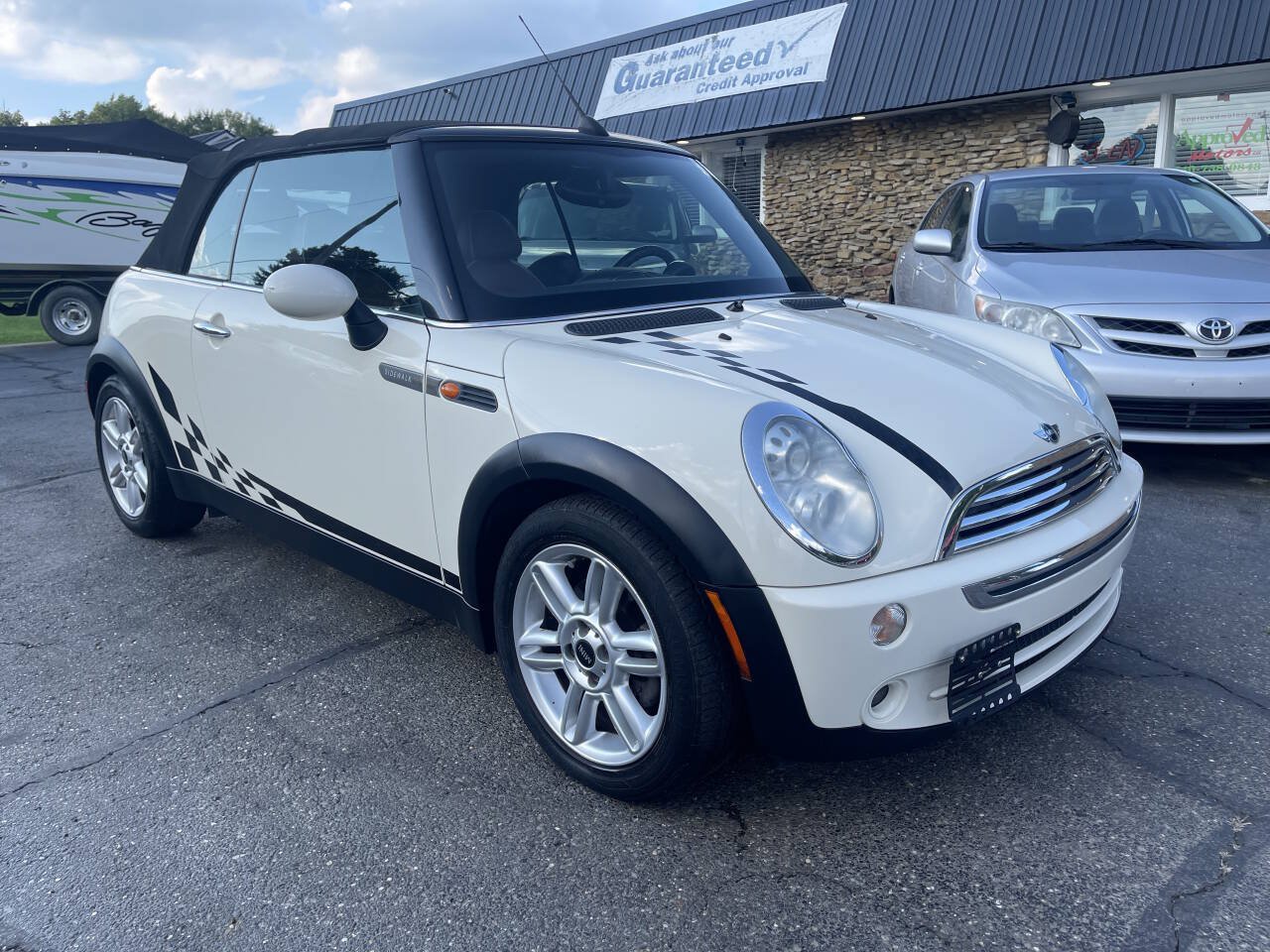 Used 2008 MINI Cooper Convertible FWD image 1