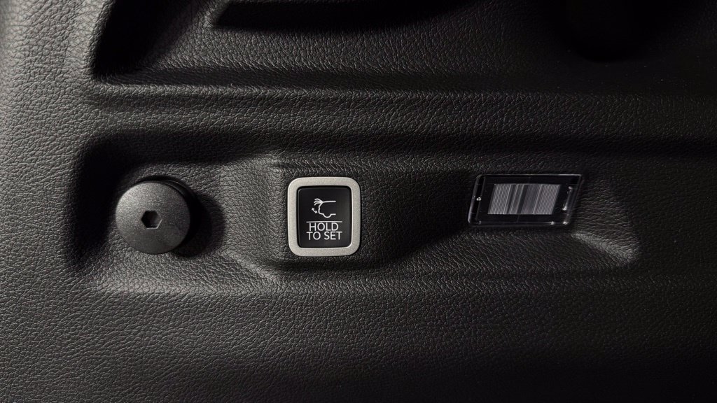 New 2027 Jeep Grand Cherokee L Limited AWD/4WD image 11