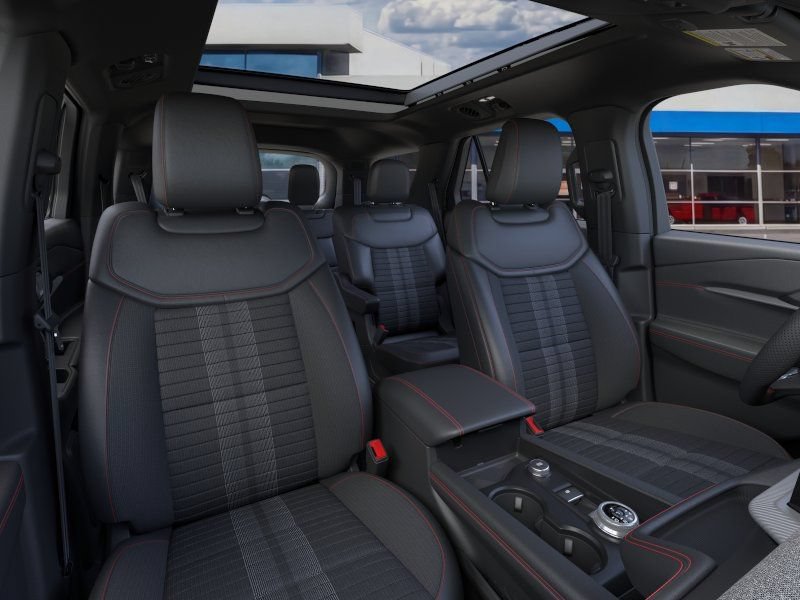 New 2026 Ford Explorer ST-Line w/ ST-Line Street Pack AWD/4WD image 10