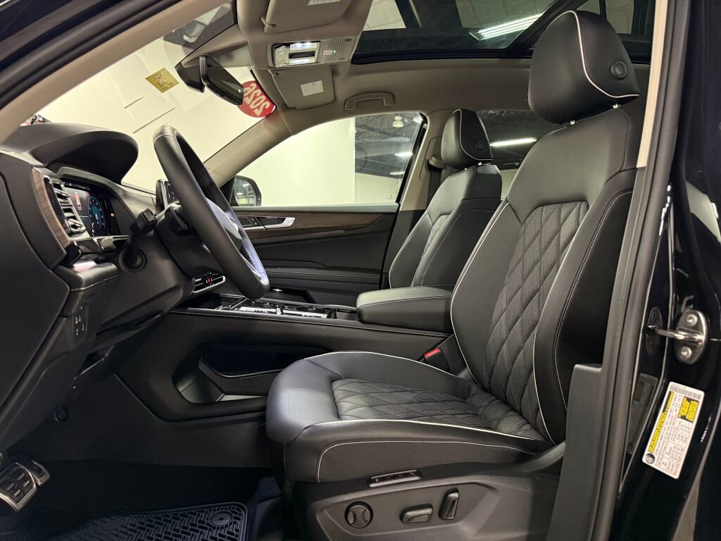 New 2026 Volkswagen Atlas SEL Premium R-Line image 22