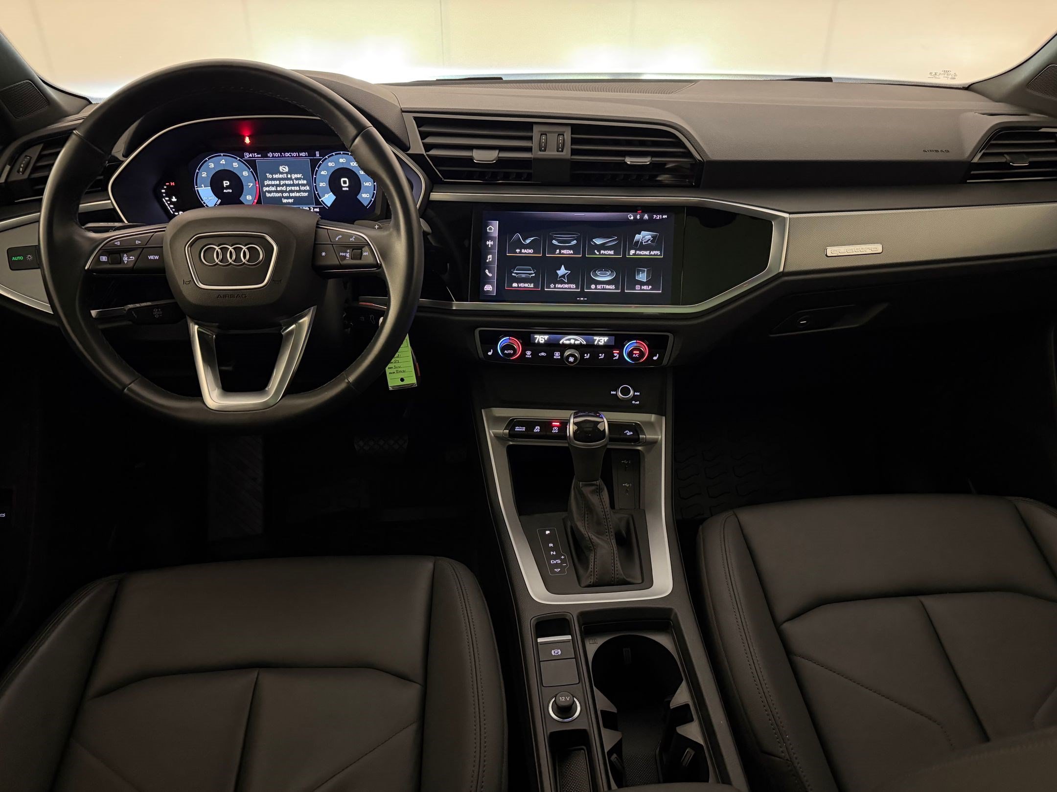 Certified 2023 Audi Q3 2.0T Premium w/ 19" Wheel Package AWD/4WD image 16