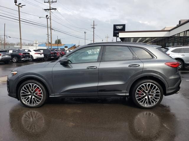 New 2026 Audi SQ5 Premium Plus AWD/4WD image 7