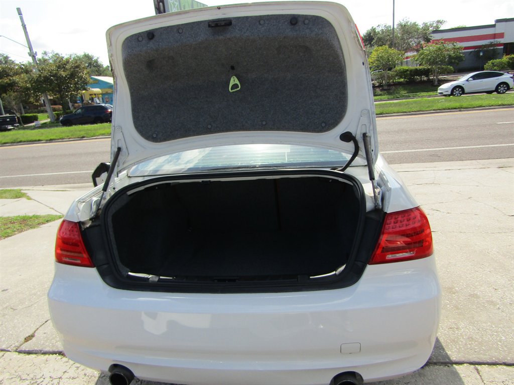 Used 2012 BMW 335i Coupe RWD image 7