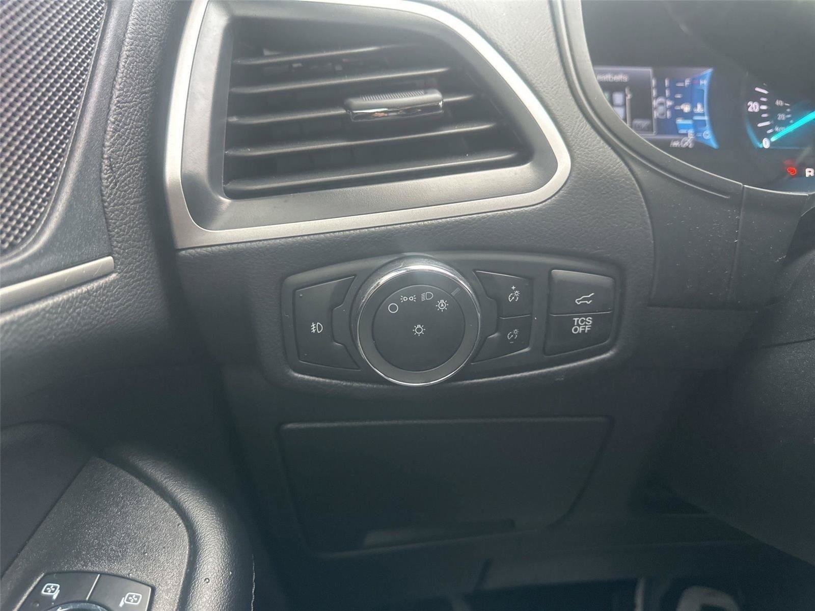 Used 2024 Ford Edge SEL w/ Convenience Package AWD/4WD image 25