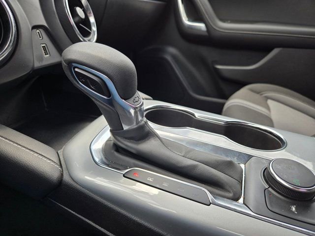 Used 2025 Chevrolet Blazer LT FWD image 19