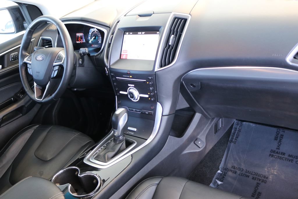 Used 2017 Ford Edge Titanium image 40