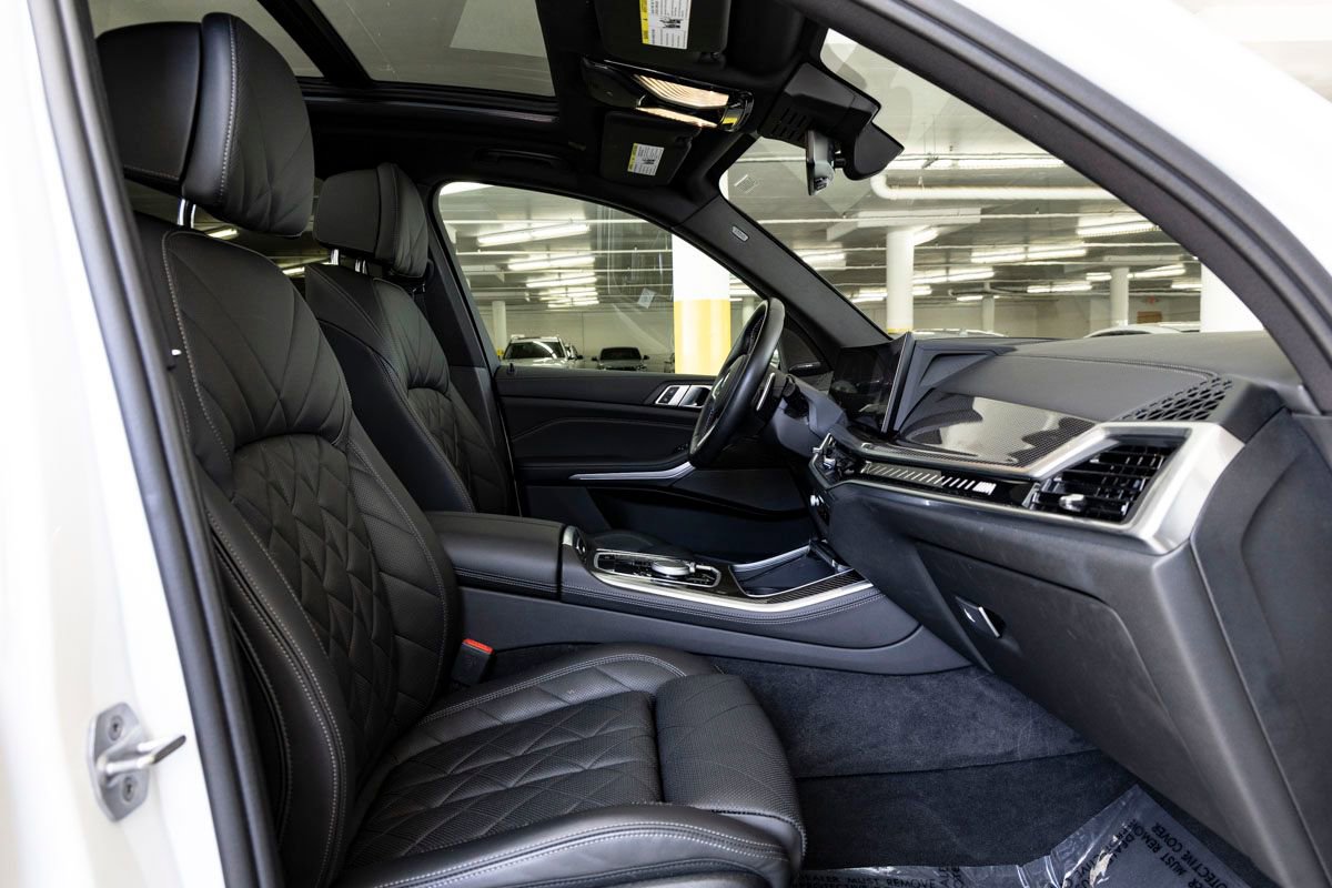 Certified 2024 BMW X5 M60i image 30