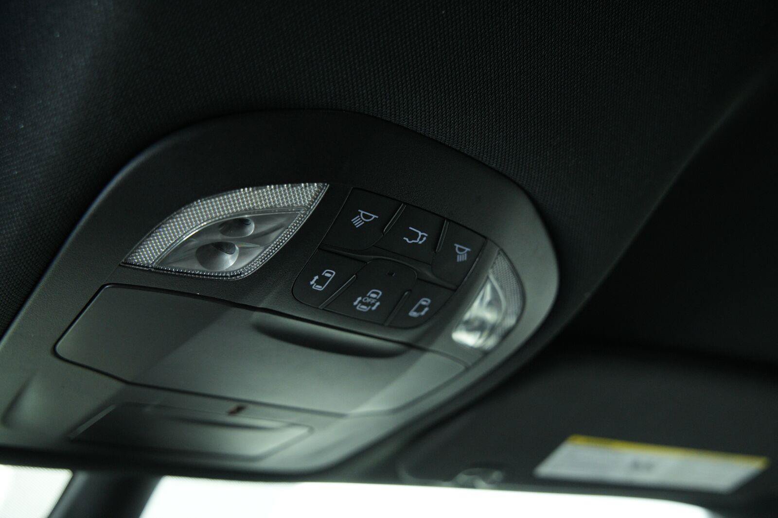 Used 2024 Chrysler Pacifica Limited FWD image 48