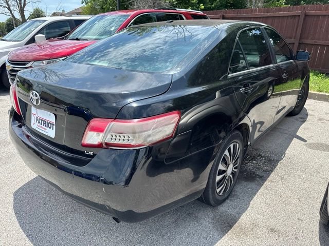 Used 2010 Toyota Camry LE FWD image 7