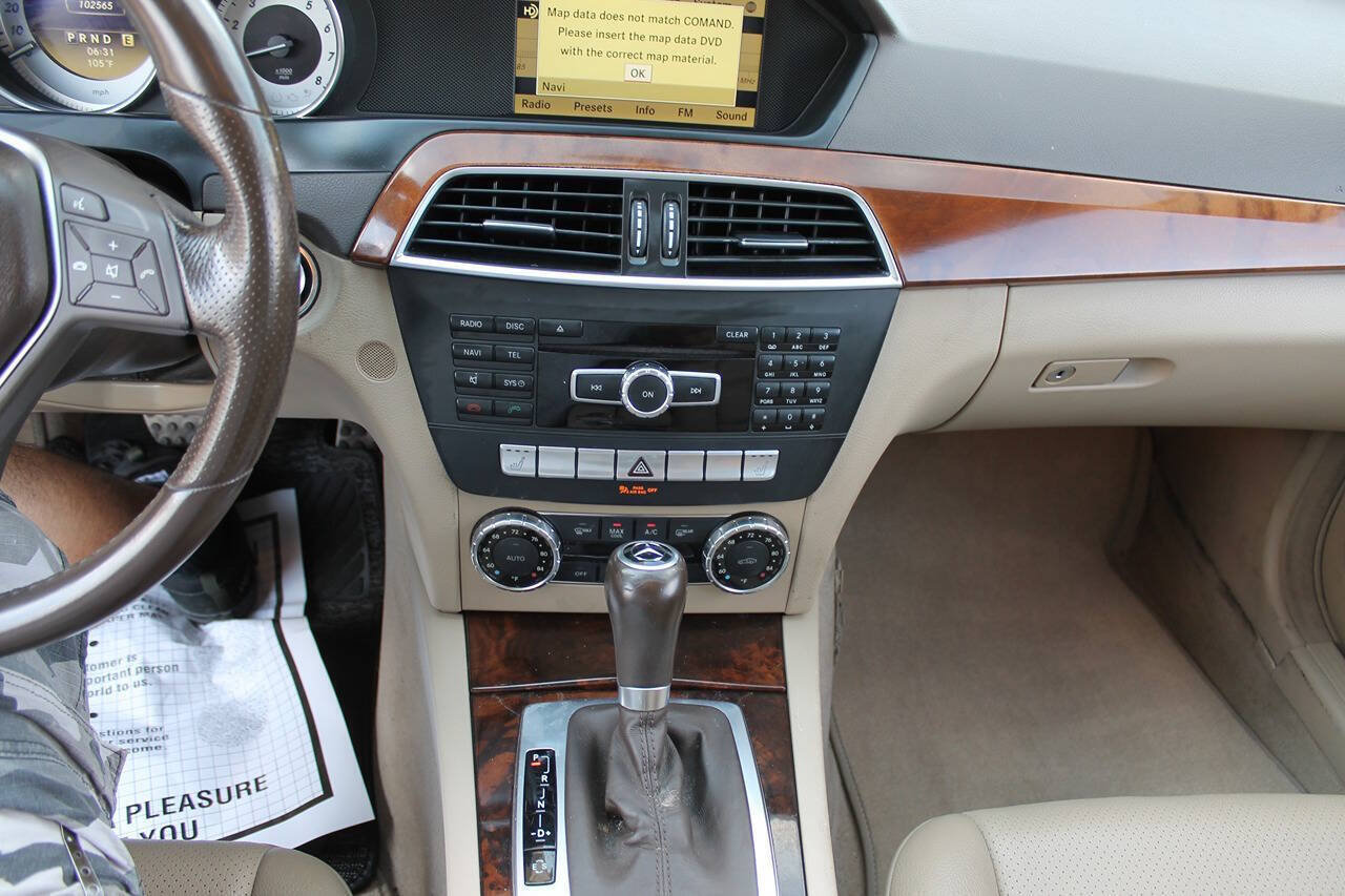 Used 2012 Mercedes-Benz C 250 Sedan image 36