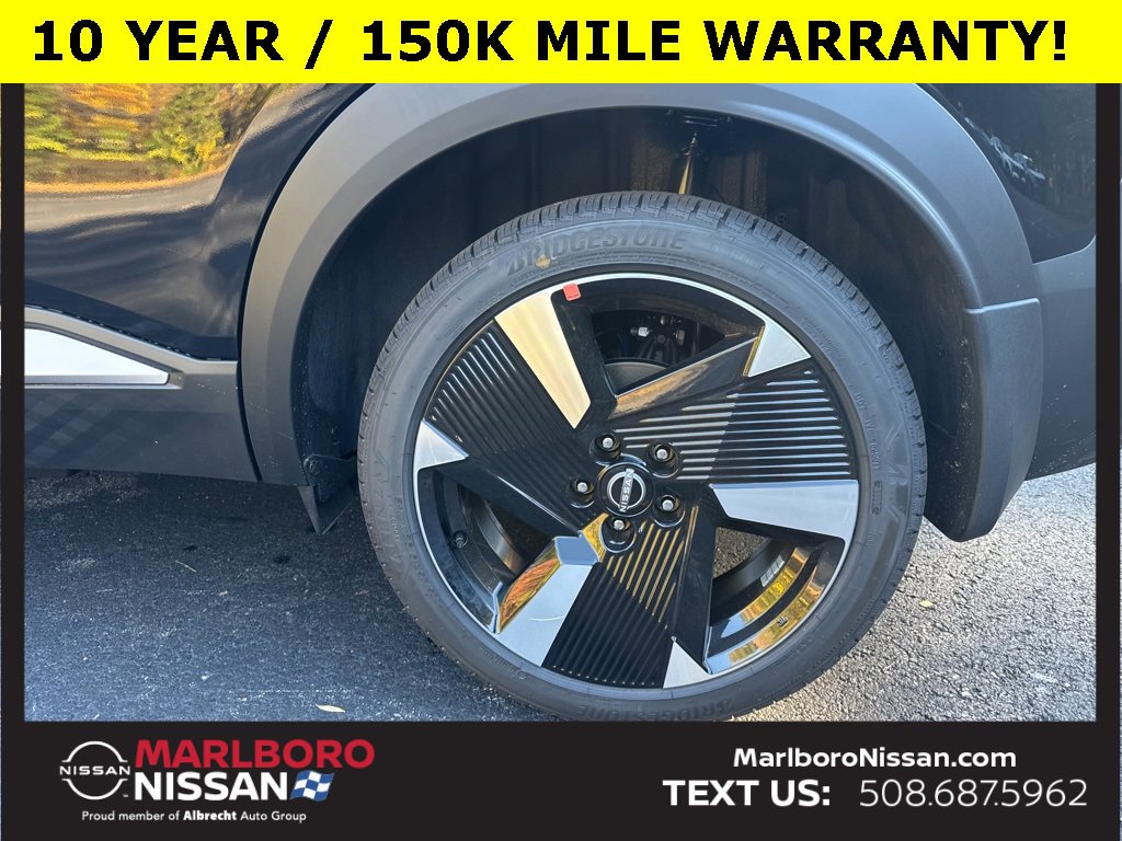 New 2026 Nissan Kicks SR w/ SR Premium Package image 12