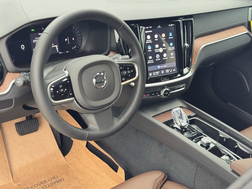 New 2026 Volvo V60 B5 Cross Country Ultra w/ Climate Package image 24