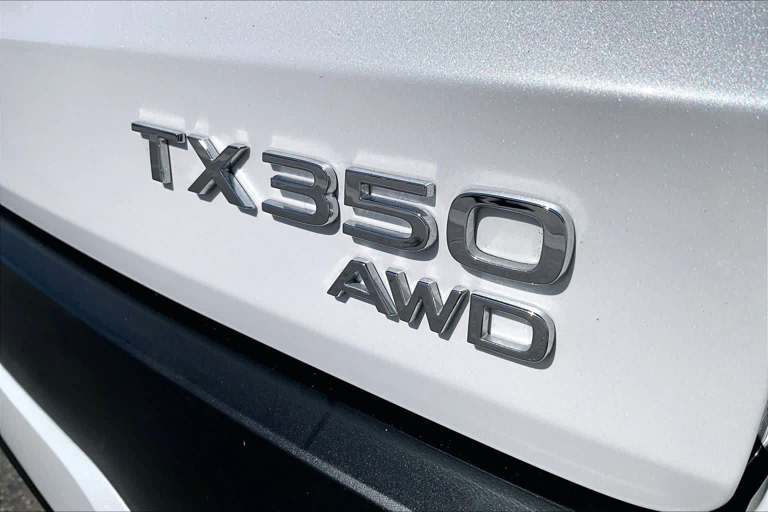 Certified 2024 Lexus TX 350 AWD w/ Captains Chair Package image 9