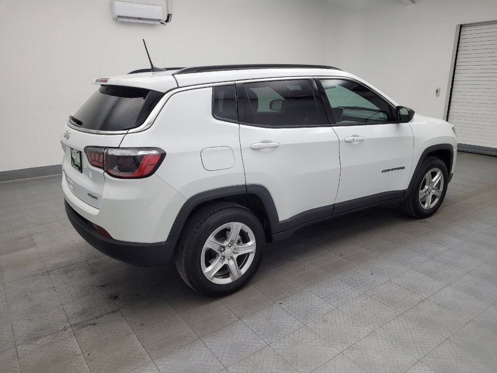 Used 2024 Jeep Compass Latitude image 10