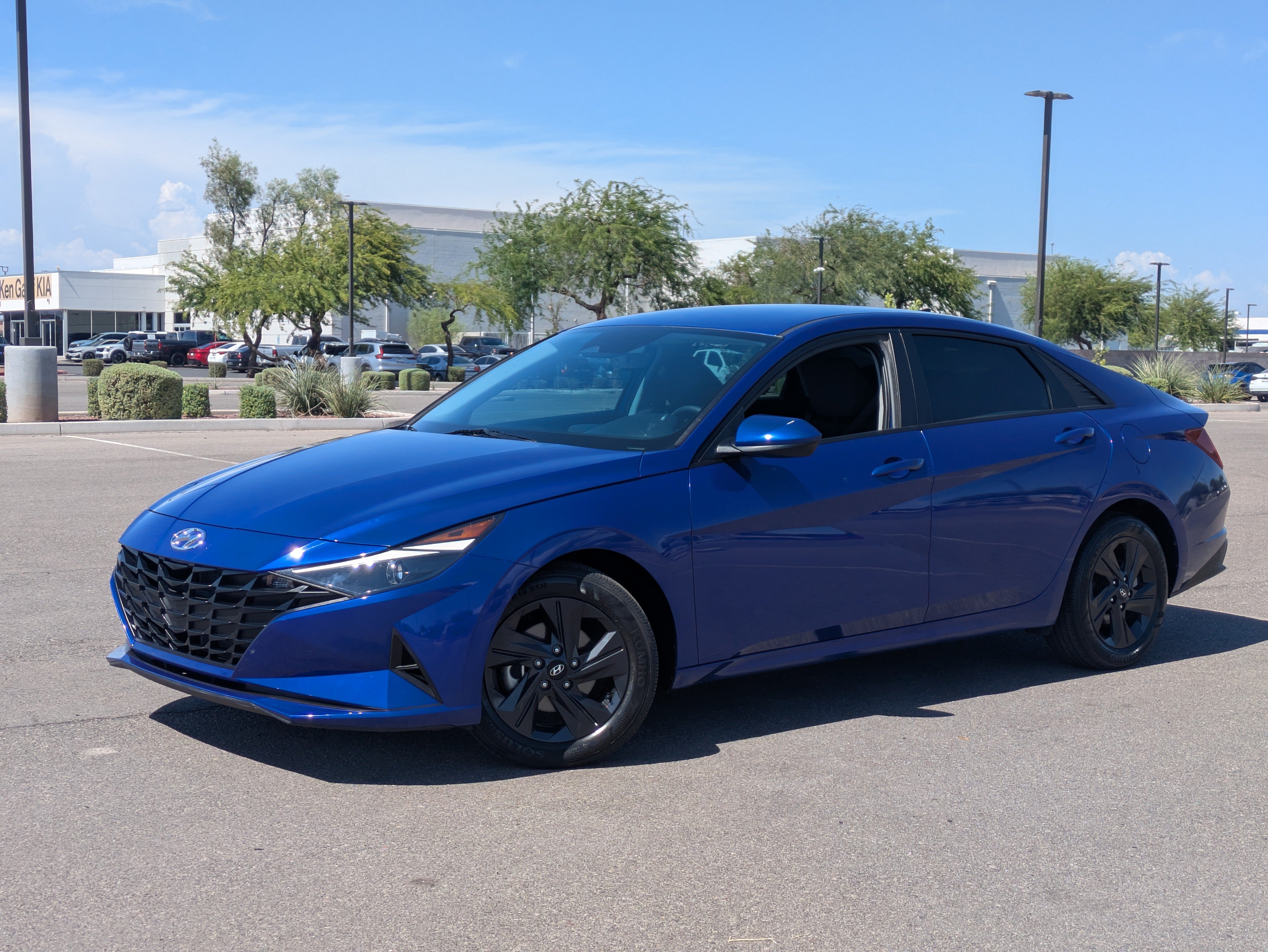 Used 2023 Hyundai Elantra SEL FWD image 31