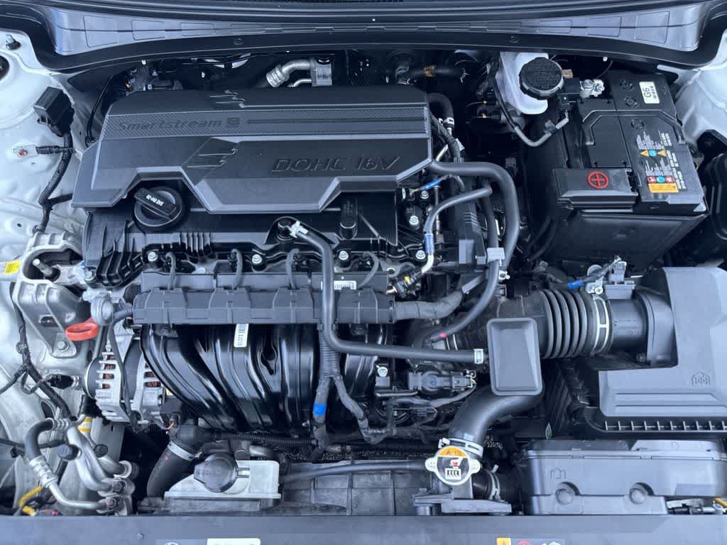 Used 2024 Hyundai Elantra SEL FWD image 12