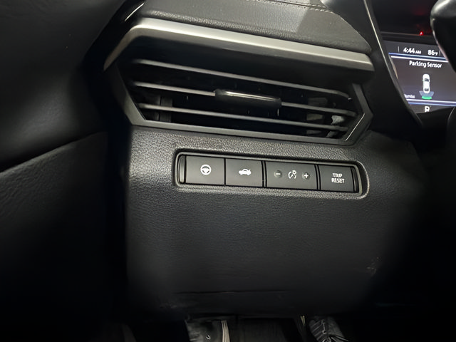 Used 2020 Nissan Altima 2.5 SV FWD image 22