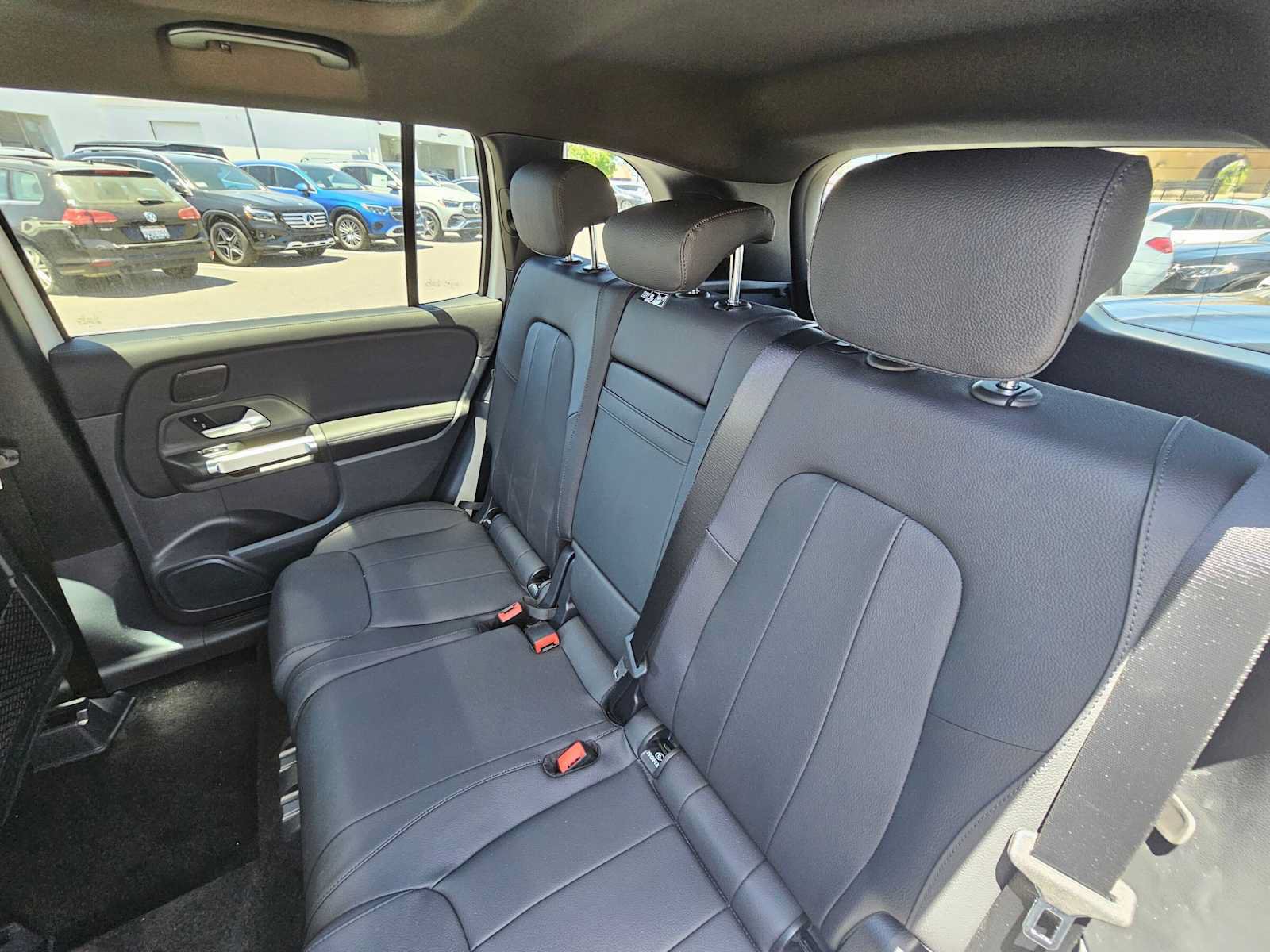 New 2026 Mercedes-Benz GLB 250 image 17