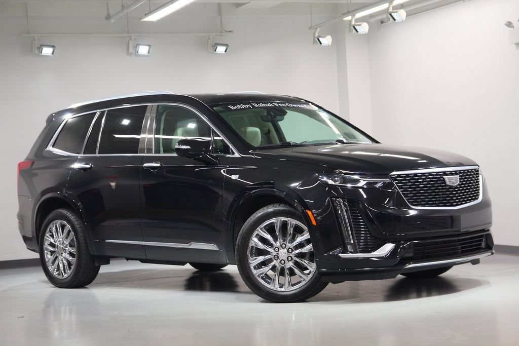 Used 2022 Cadillac XT6 Premium Luxury w/ Technology Package AWD/4WD image 7