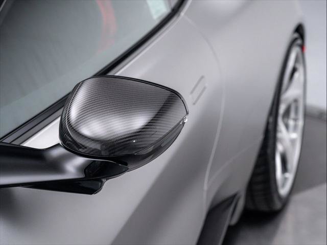 Used 2025 Aston Martin Vanquish RWD image 35