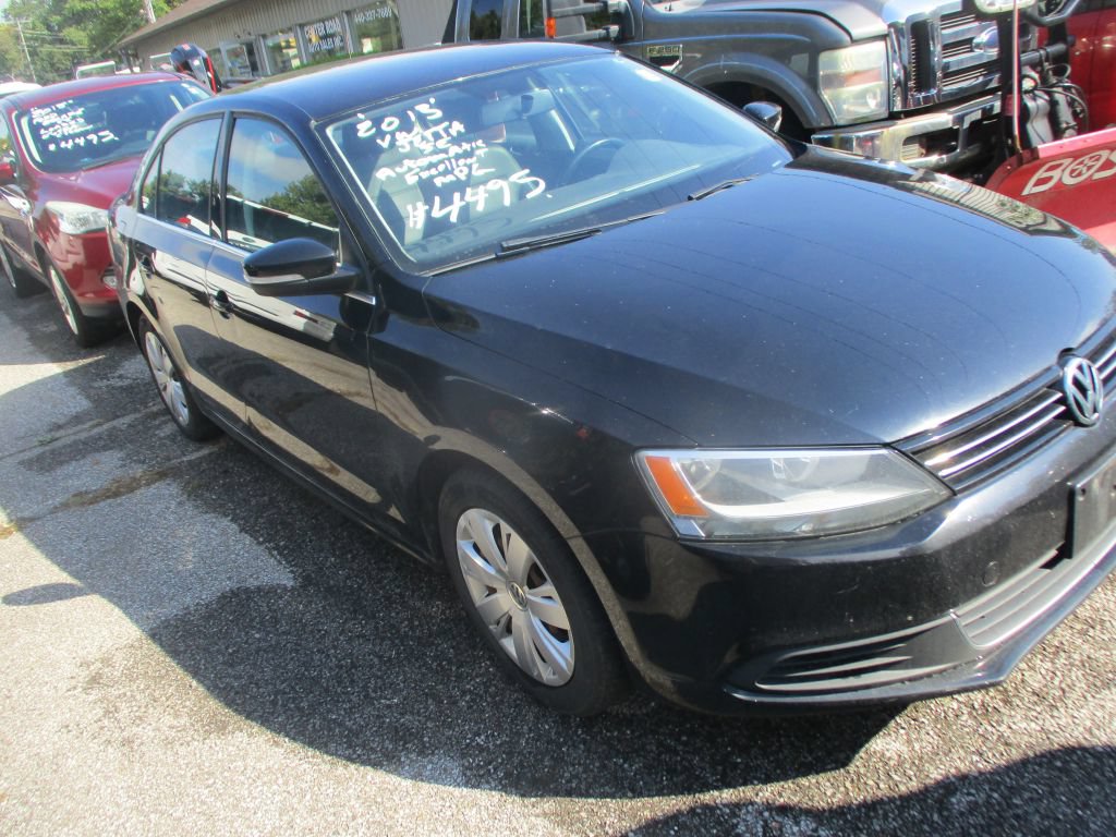 Used 2013 Volkswagen Jetta SE FWD image 2
