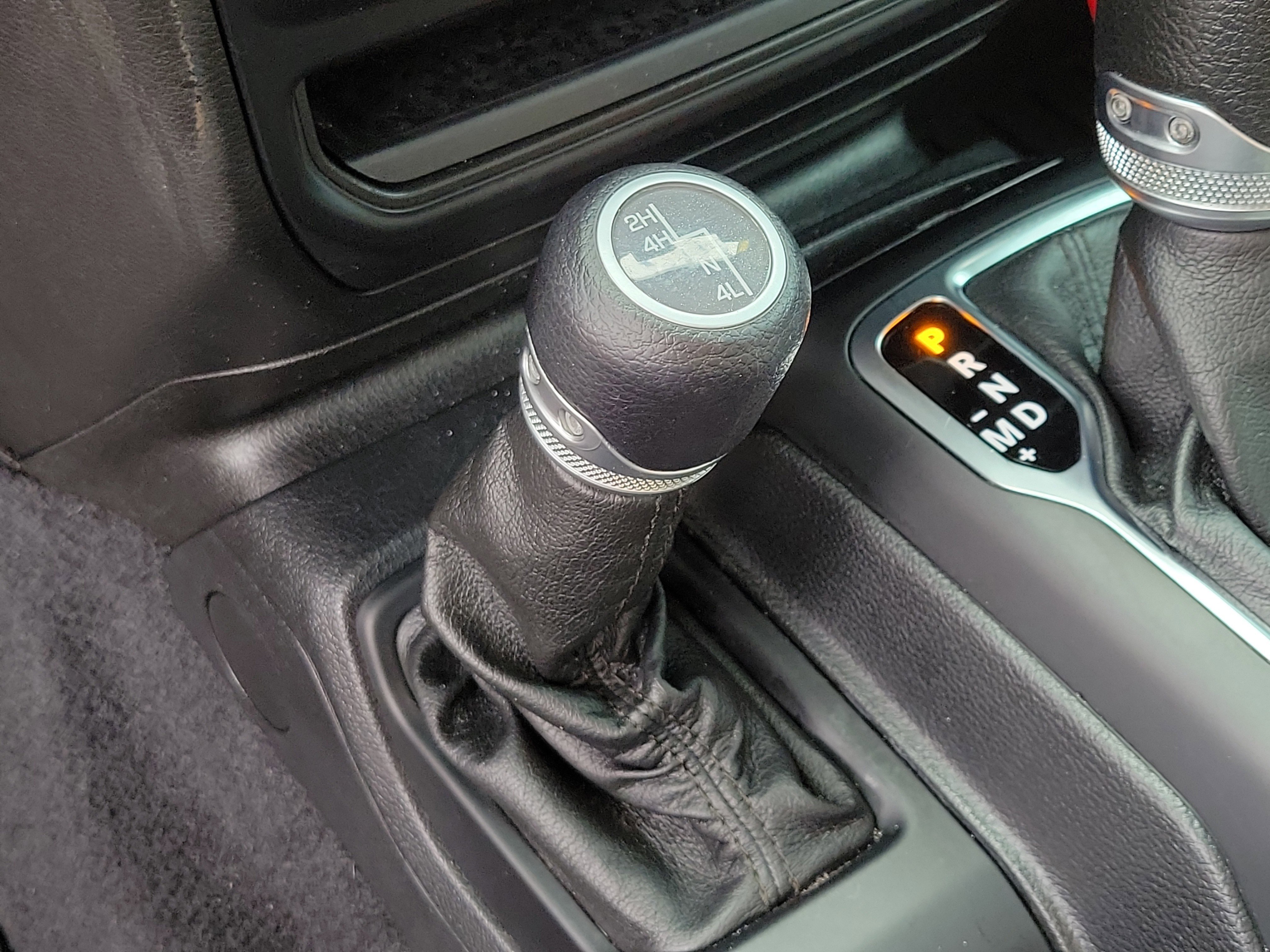 Used 2021 Jeep Gladiator Sport image 28