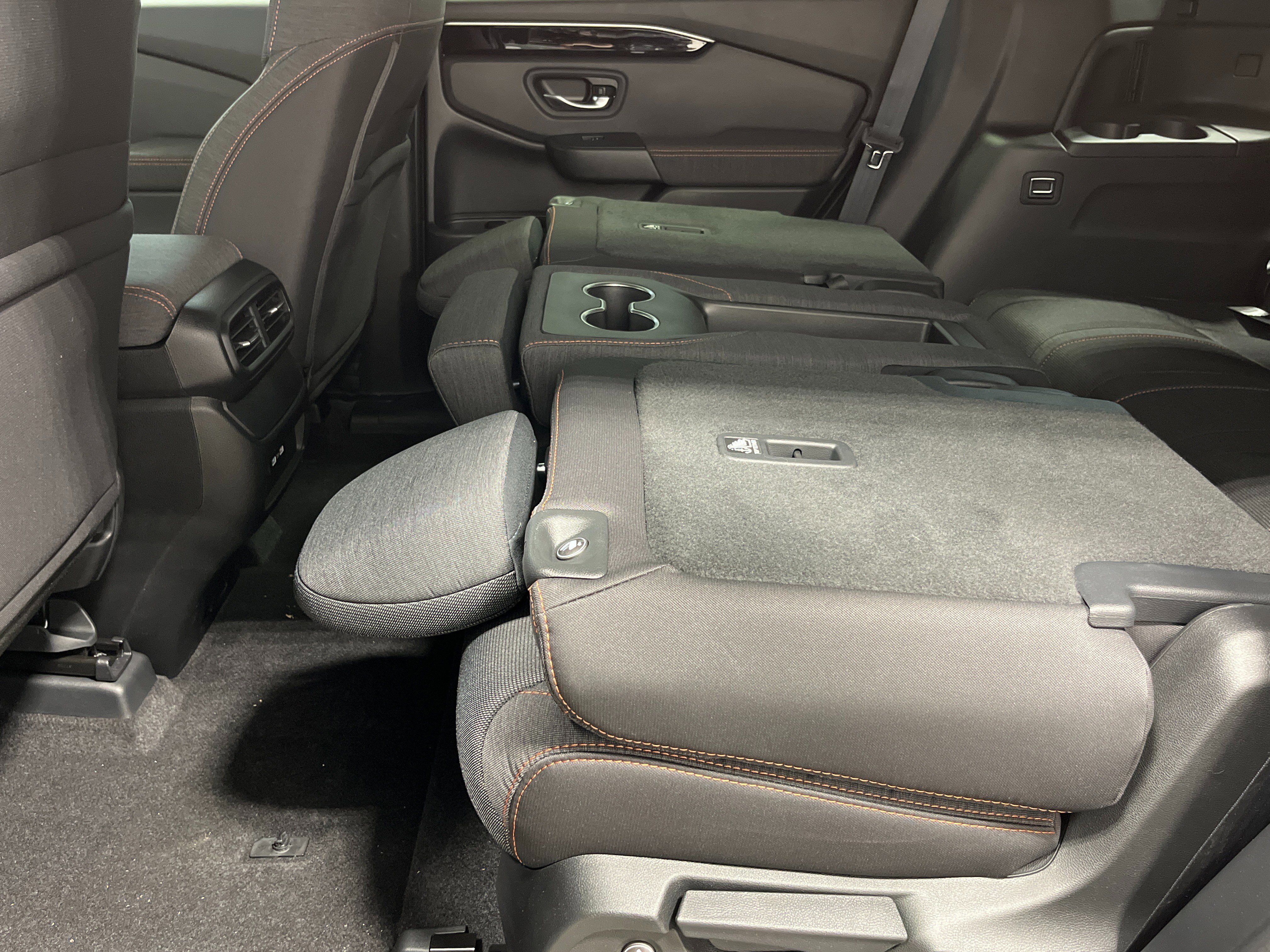 New 2025 Honda Pilot Sport image 26