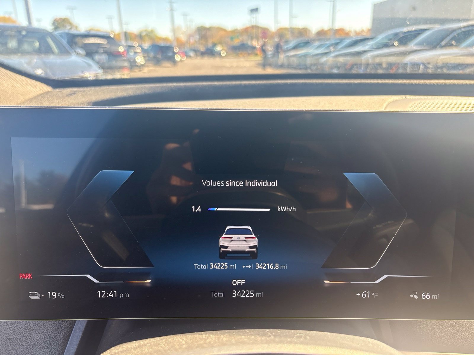 Certified 2024 BMW iX xDrive50 w/ Sport Package AWD/4WD image 14