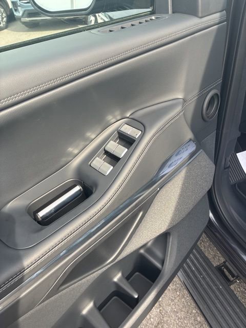 New 2026 Lincoln Navigator Reserve w/ Jet Appearance Package image 11