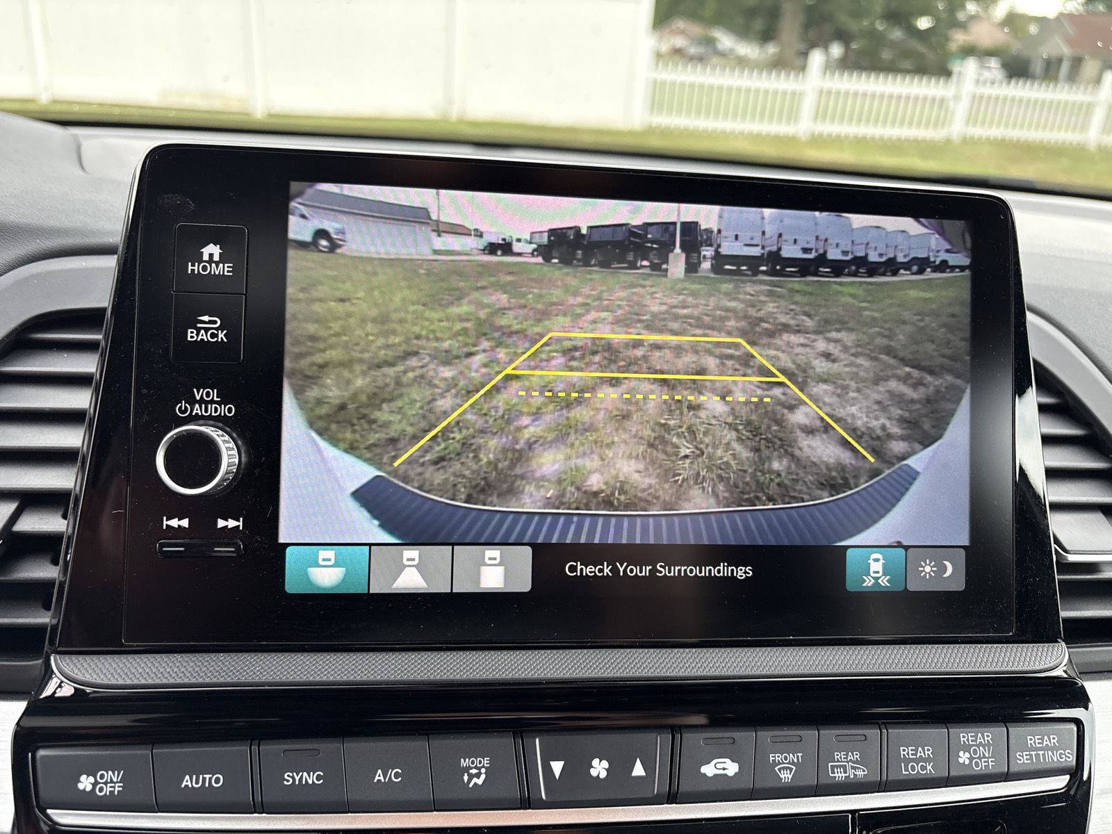 Used 2025 Honda Odyssey Sport-L image 23