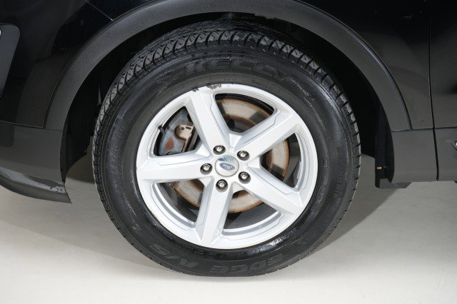 Used 2017 Ford Explorer XLT w/ Equipment Group 201A image 27