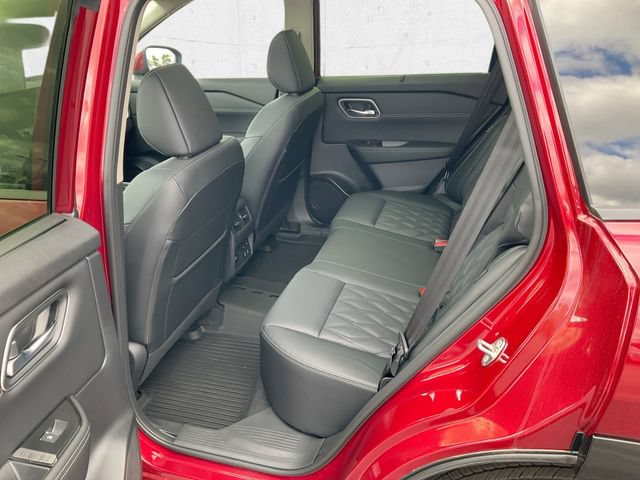 New 2026 Nissan Rogue Platinum w/ Platinum Premium Package AWD/4WD image 15