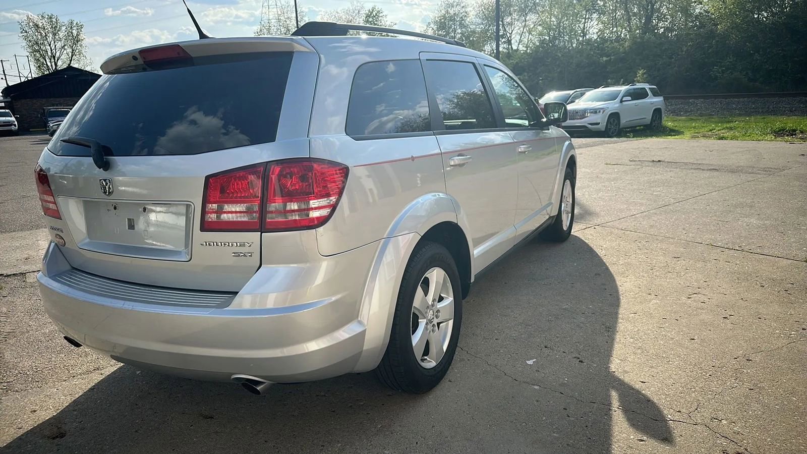 Used 2010 Dodge Journey SXT w/ Flexible Seating Group FWD image 5
