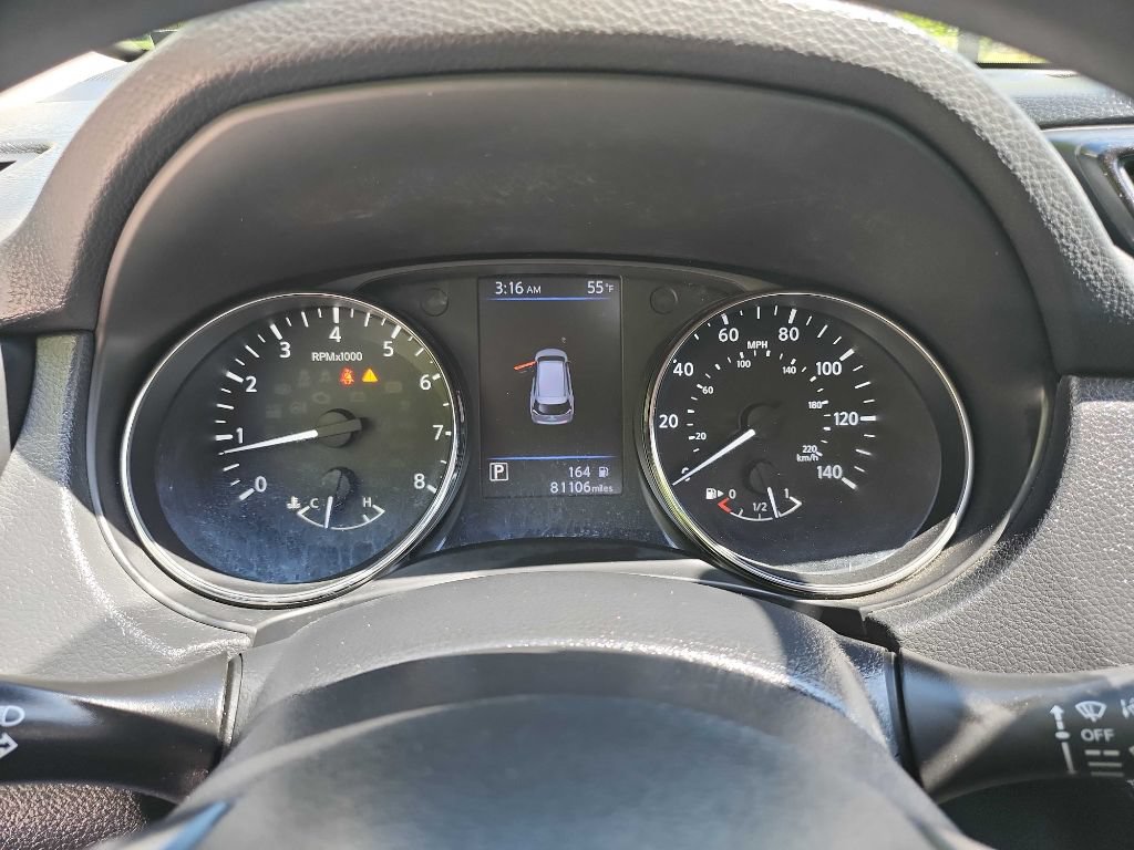 Used 2018 Nissan Rogue S FWD image 17