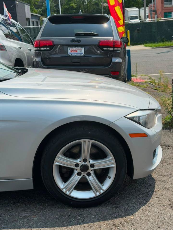 Used 2014 BMW 328d xDrive Sedan AWD/4WD image 13