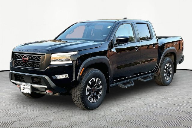 Used 2024 Nissan Frontier PRO-4X w/ Technology Package AWD/4WD image 3