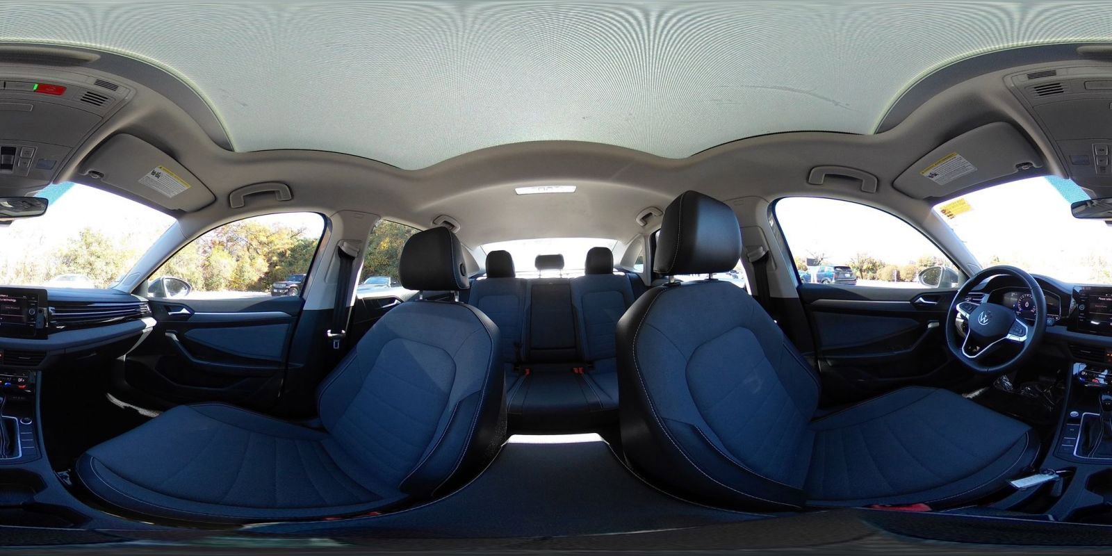 Used 2025 Volkswagen Jetta SE image 37