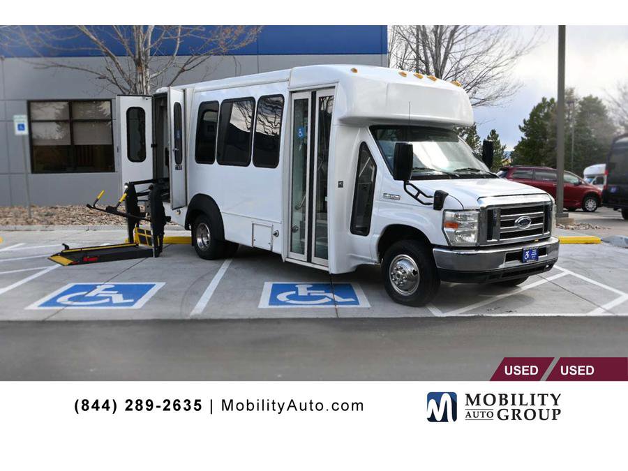 Used 2012 Ford E-350 and Econoline 350 Super Duty w/ Shuttle Bus Prep Pkg RWD image 1