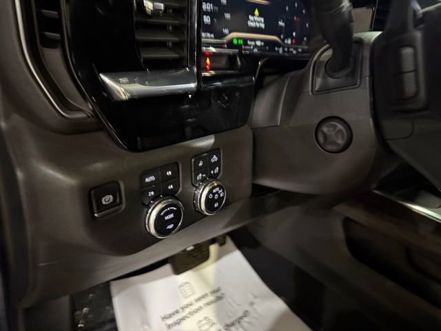 Used 2022 GMC Sierra 1500 SLT w/ SLT Premium Plus Package AWD/4WD image 12