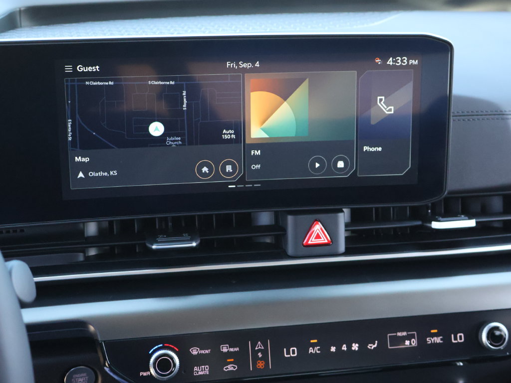 New 2027 Kia Carnival SX FWD image 40