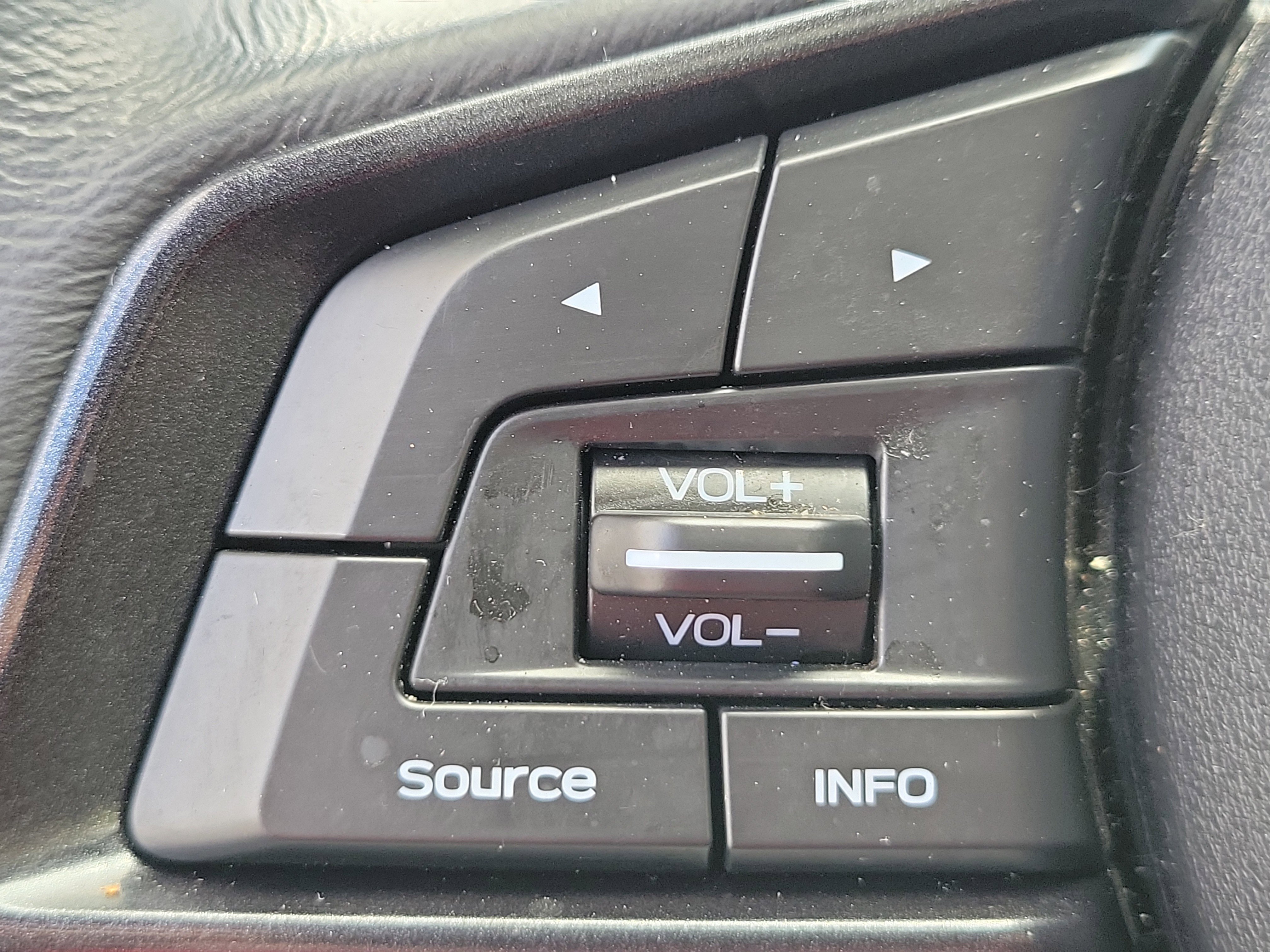 Used 2021 Subaru Crosstrek 2.5i Sport w/ Moonroof Package image 21