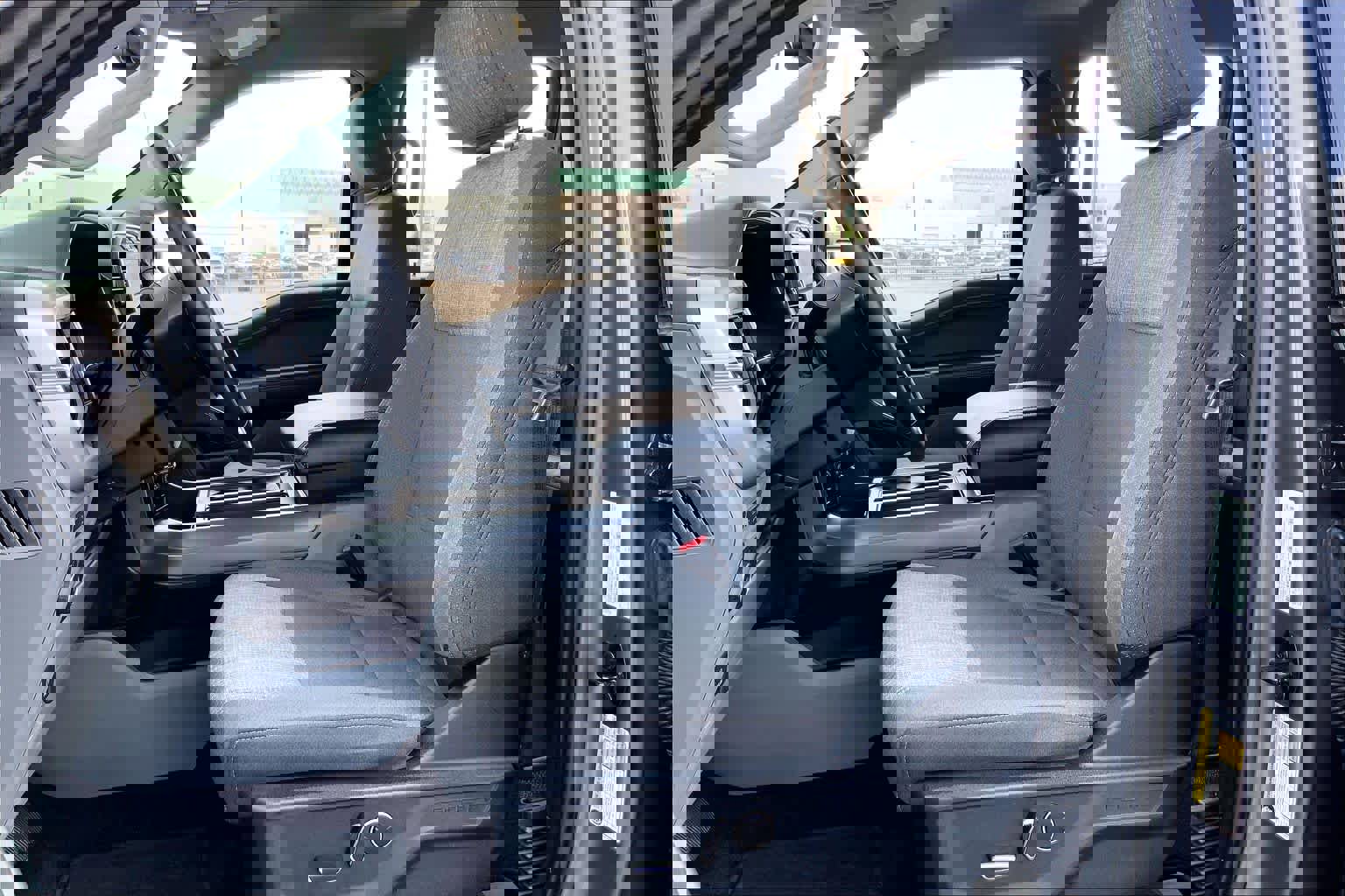 Used 2021 Ford F150 XLT w/ Equipment Group 302A High RWD image 8