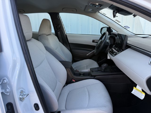 Used 2026 Toyota Corolla Cross L FWD image 25