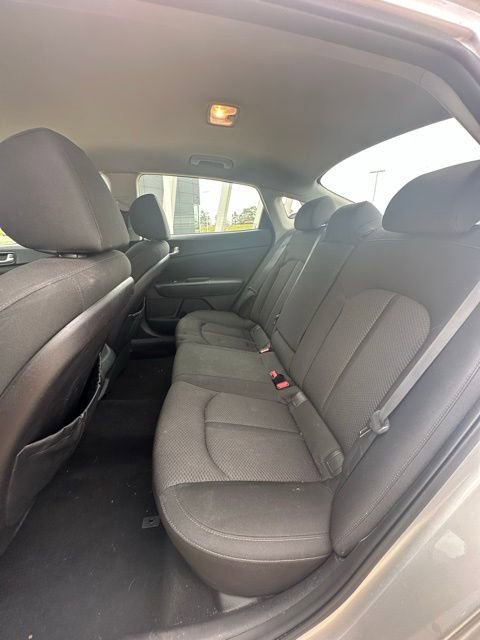 Used 2016 Kia Optima LX image 12