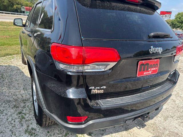 Used 2018 Jeep Grand Cherokee Laredo AWD/4WD image 23