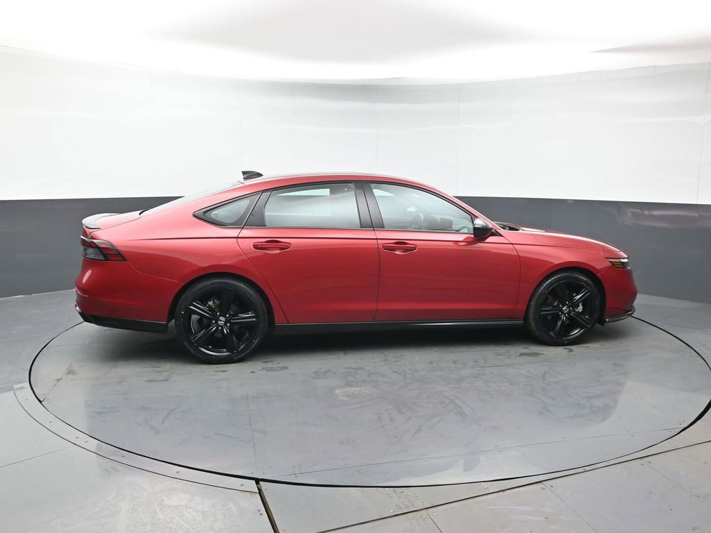 Used 2023 Honda Accord Sport image 7