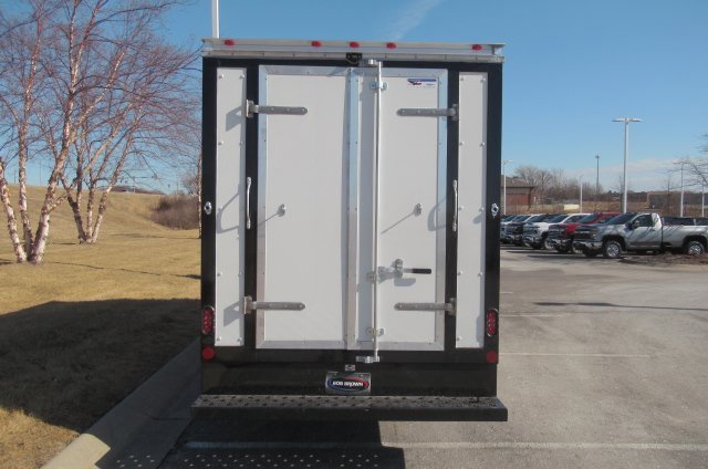 New 2024 Chevrolet Express 3500 w/ Power Convenience Package image 4