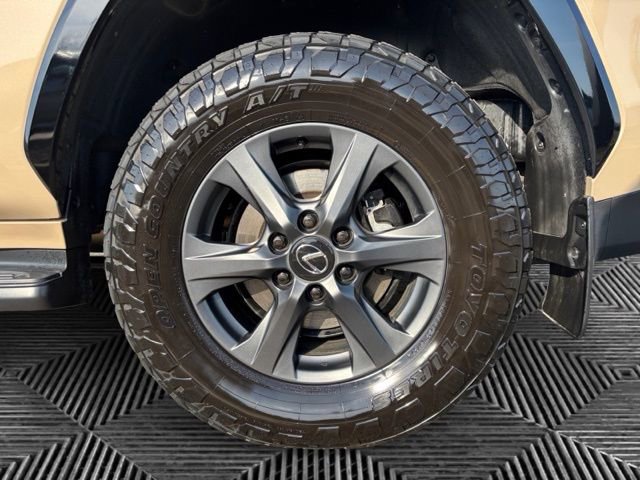 Used 2025 Lexus LX 700h Overtrail AWD/4WD image 32